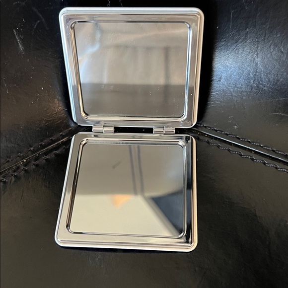 STARRY NIGHTS TRAVEL FLIP 2 SIDED MIRROR - Picture 6 of 6